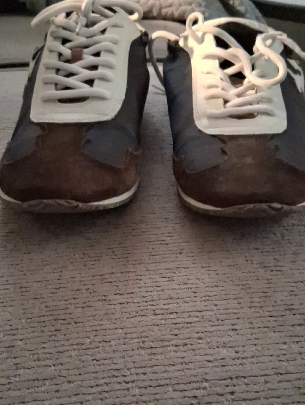 Tory Burch Brown and Black Logo Detail Sneakers - Picture 9 of 11